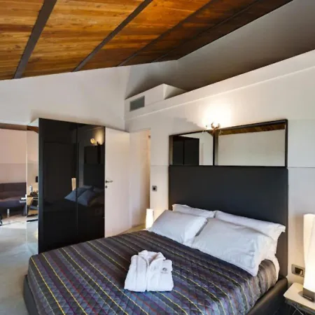 Hotel Il Tesoro Living