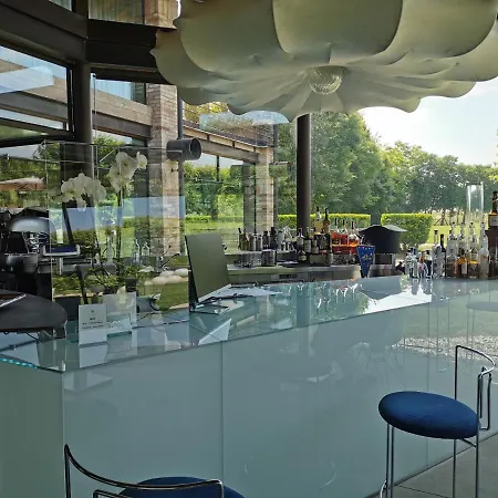 Il Tesoro Living Hotel *