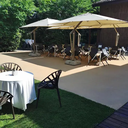 Hotel Il Tesoro Living *